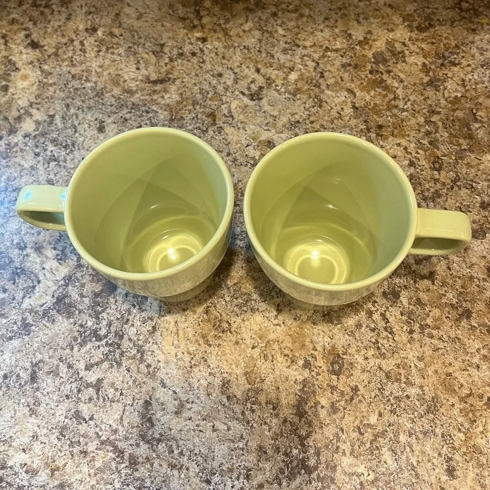IKEA Coffee FARGRIK Mugs Stackable 8 Oz. Avocado Green Set of 2